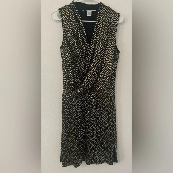 Diane Von Furstenberg Issie Gold Sequin V Neck Mini Dress Black Silk Party Sz 2 - Picture 1 of 8